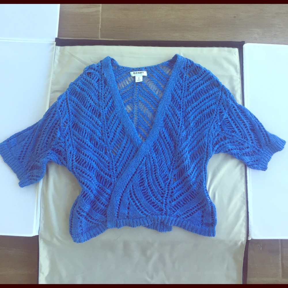 ❇️‼️MOVING CLEARANCE‼️❇️Blue crochet shrug
