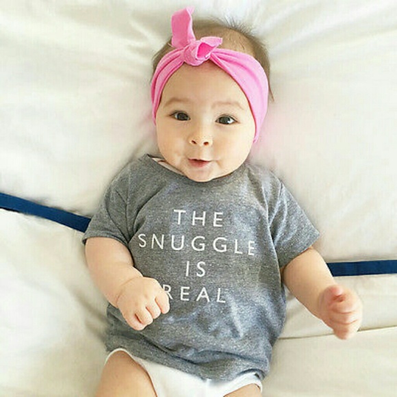 🍭 JUST IN {4-6months} - SNUGGLE BUNNIE TEE - Picture 2 of 3