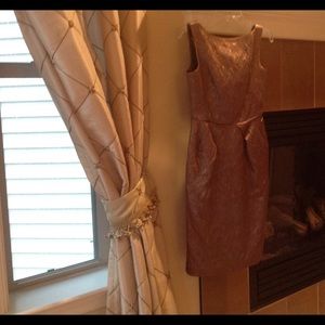 Banana Republic gold dress size 0