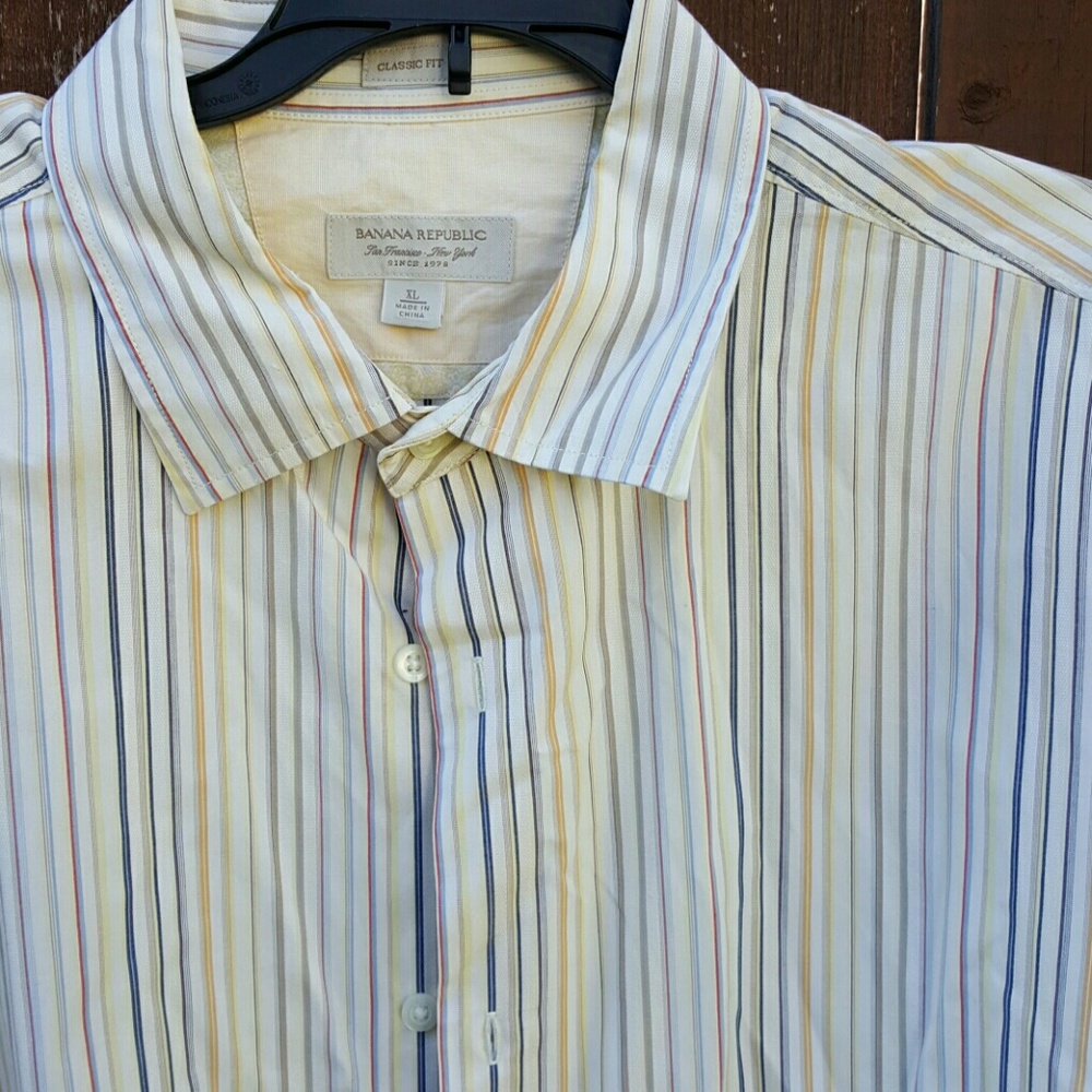 Banana Republic button up shirt