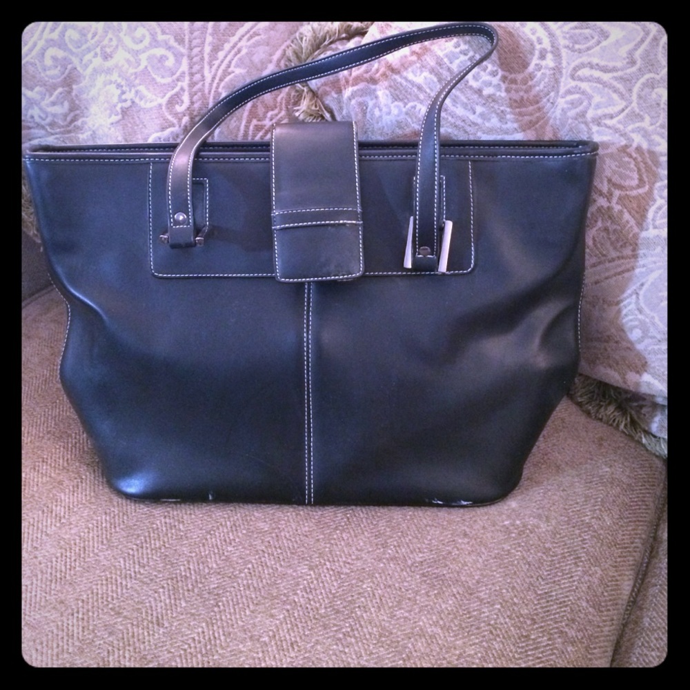 Black tote briefcase