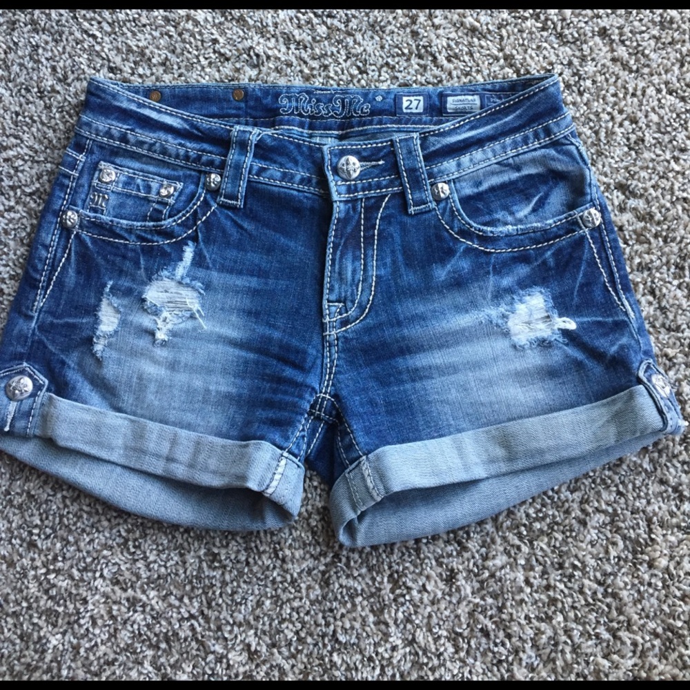 Miss Me Signature Cuff Shorts