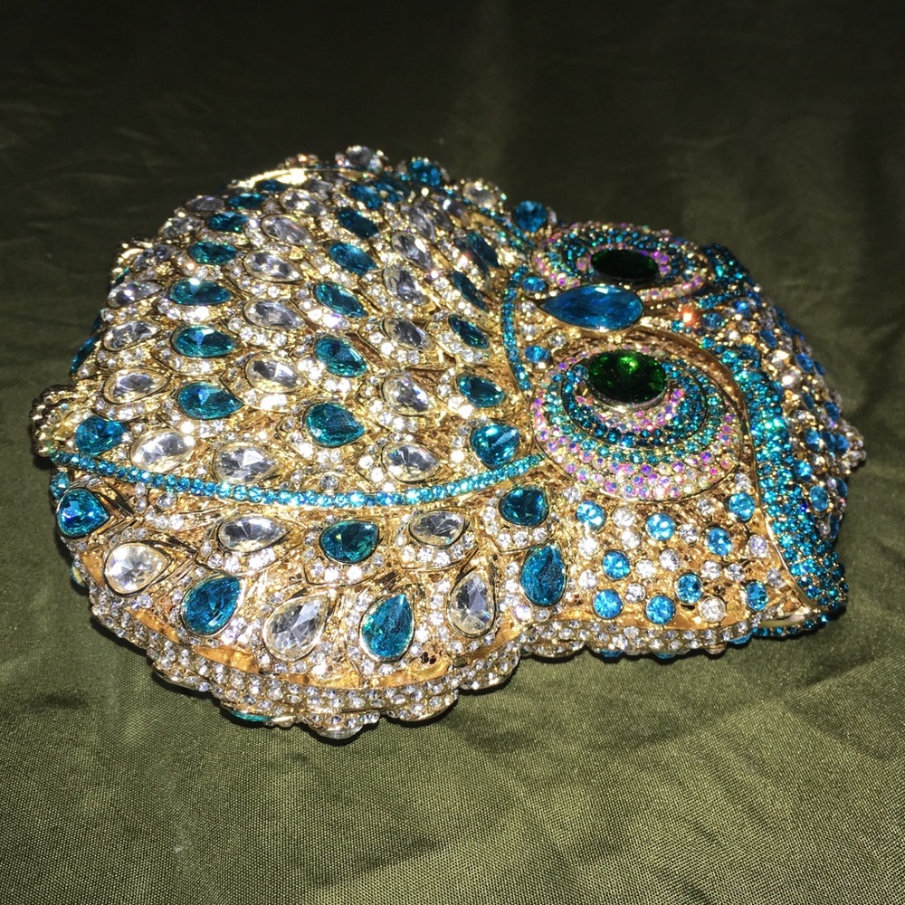 ๐ฆBig Owl Evening Purse - Gold with Blue Crystals - Picture 4 of 5