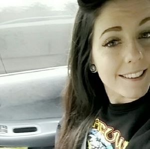 Meet your Posher, Stacey