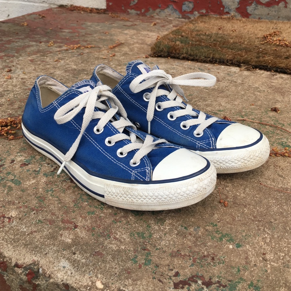 Blue converse