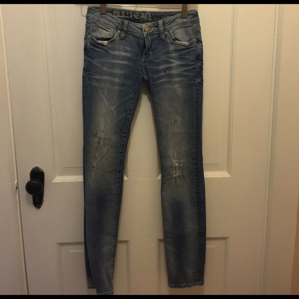 Bullhead Hermosa Super Skinny Size 1 Jeans.