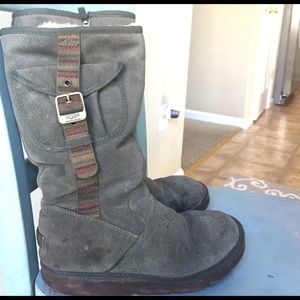 Olive green UGG boots 9