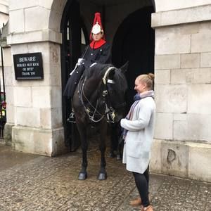 Meet your Posher, Emily