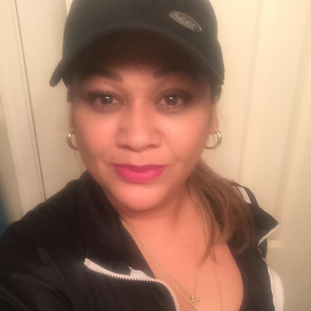 Meet your Posher, Veronica