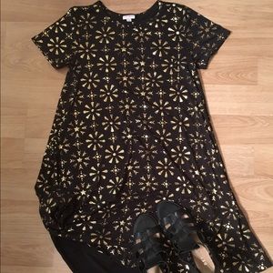 Lularoe elegant Carly SMALL worn once