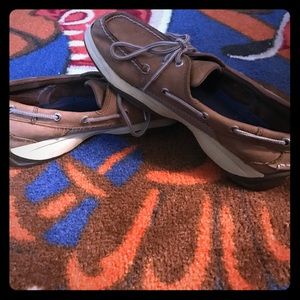 Sperrys low top size 8.5 in men's