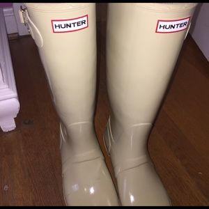 Size 9 women's hunter rain boots