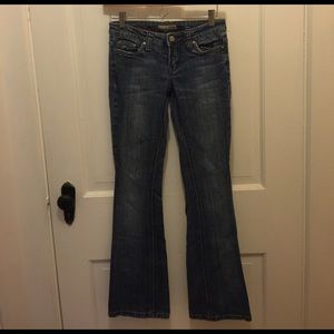 Refuge by Charlotte Russe Size 1R Jeans