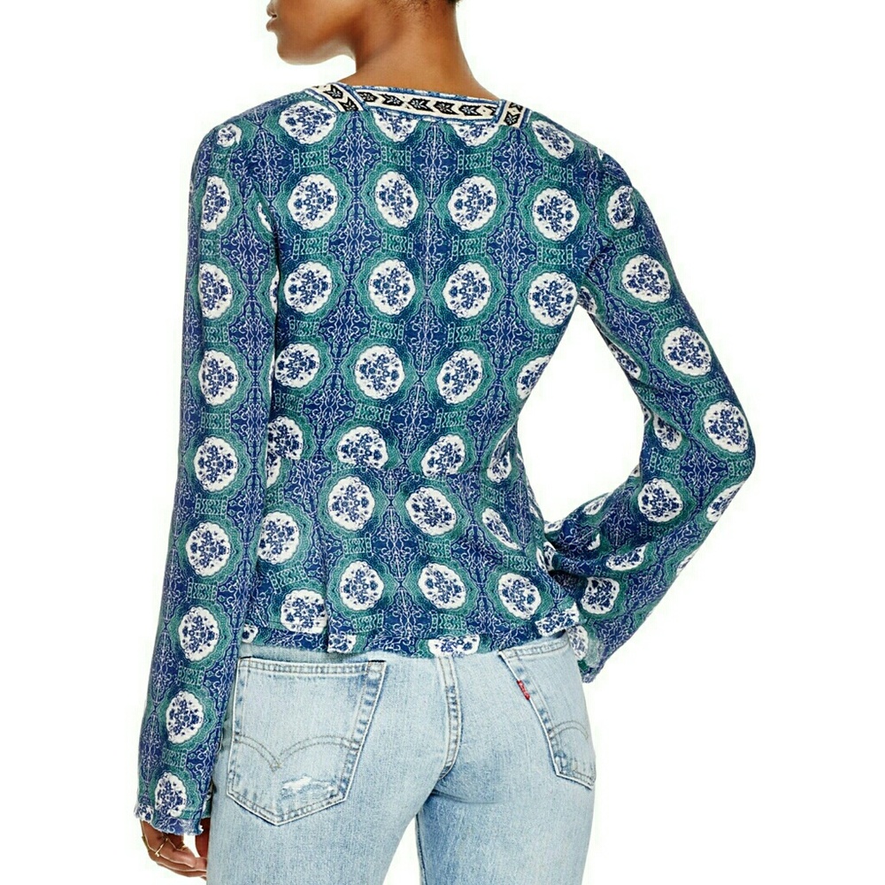New! Free People V-neck Tie-front Bell Sleeve Top - Picture 4 of 4