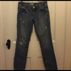 Aeropostale Size 1/2 Short Bayla Skinny Jeans.