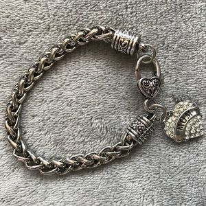 Mom bracelet