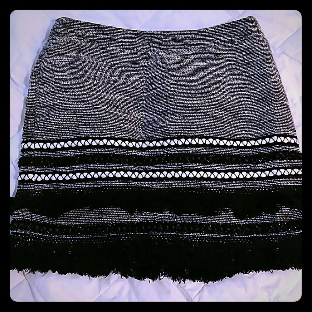 H&M black/white skirt