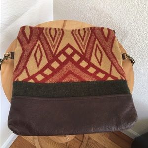 Cross body purse