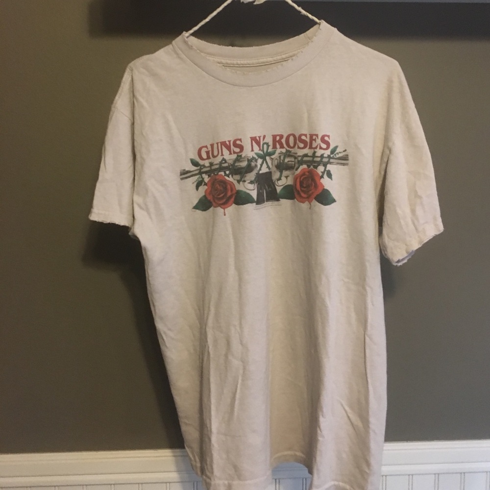 Brandy Melville distressed band Tee