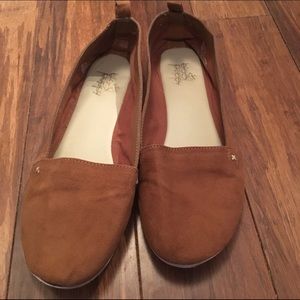 Black Poppy flats size 8