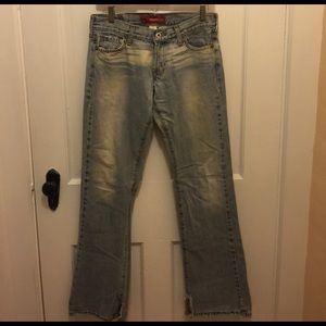 Hollister Size 2 R Jeans.