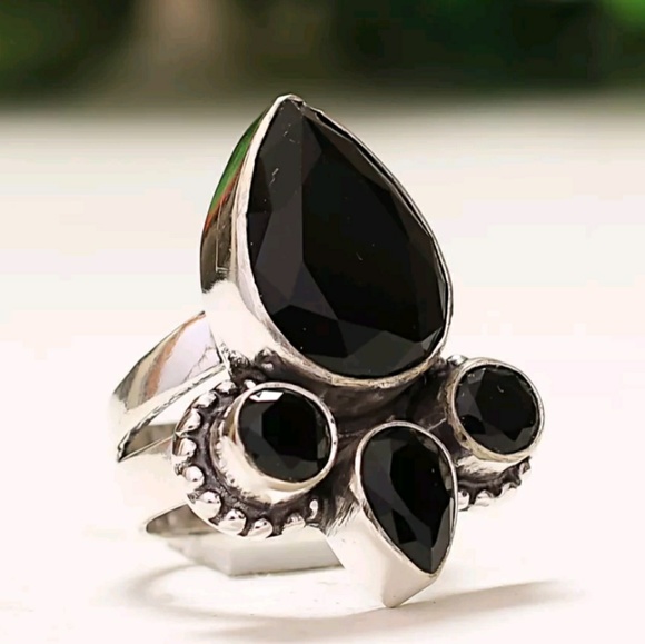 Jewelry - BLACK ONYX RING 💍
