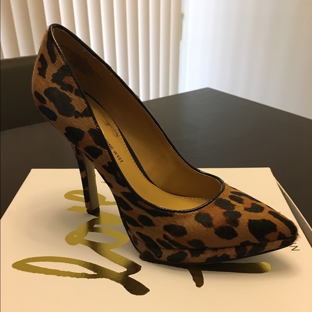 Nine West cheetah print (pony hair) pumps, size 7