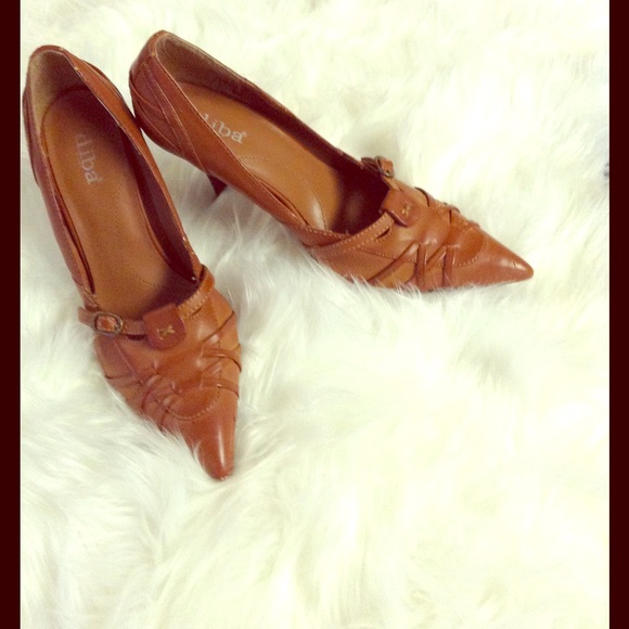 Diba Shoes - PRICE DROP! Dazzling Diiba heals!