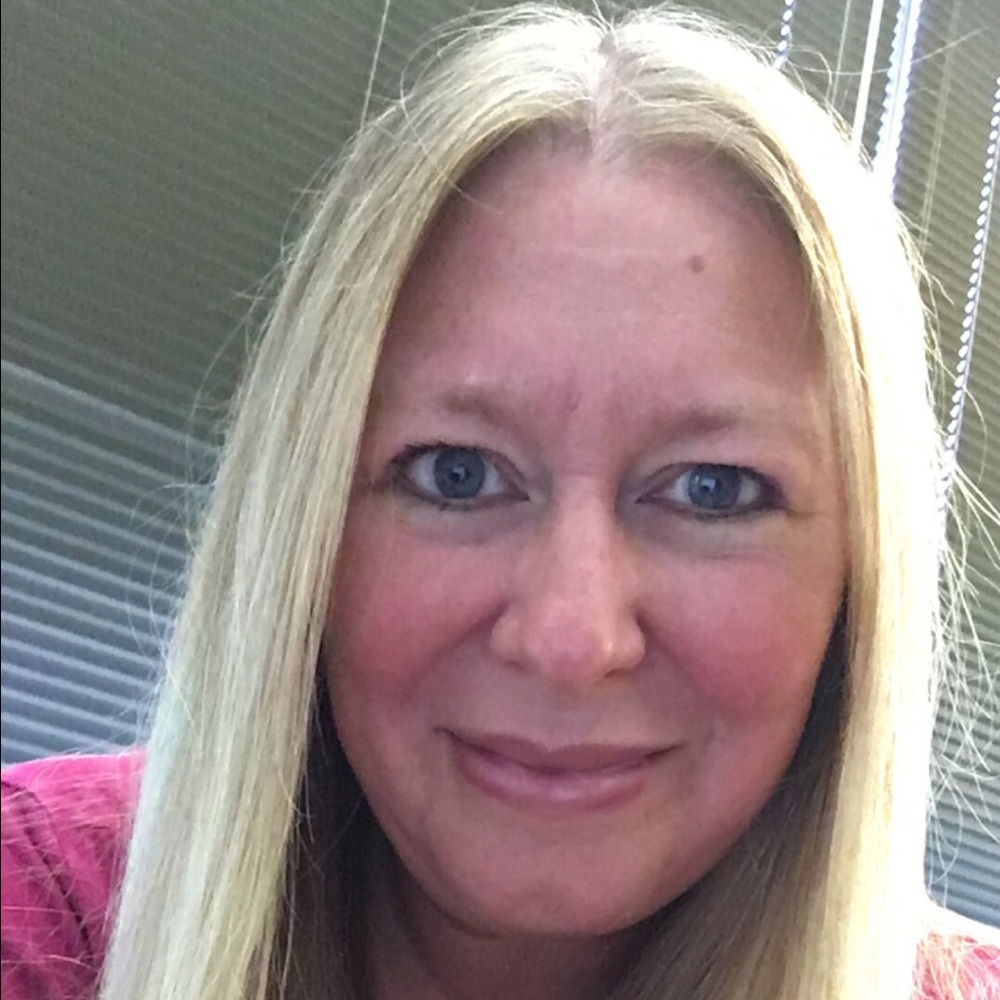 Meet your Posher, Angie