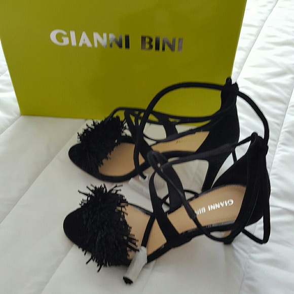 Gianni Bini | Hadley Fringe Heels - Picture 3 of 6