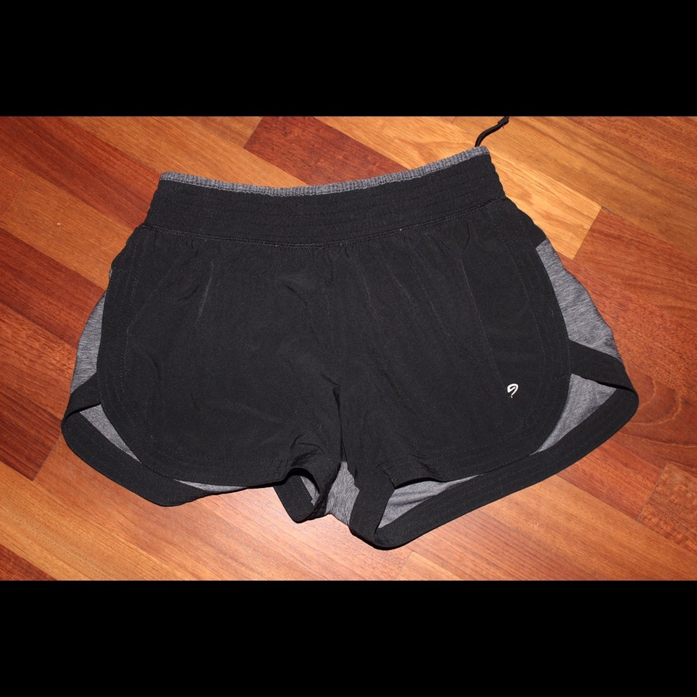 Lightweight running shorts