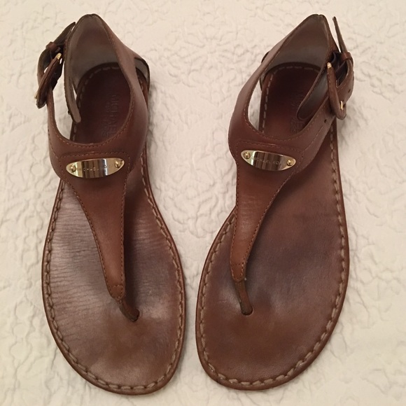 Michael Kors Shoes - Michael Kors Tan Sandal