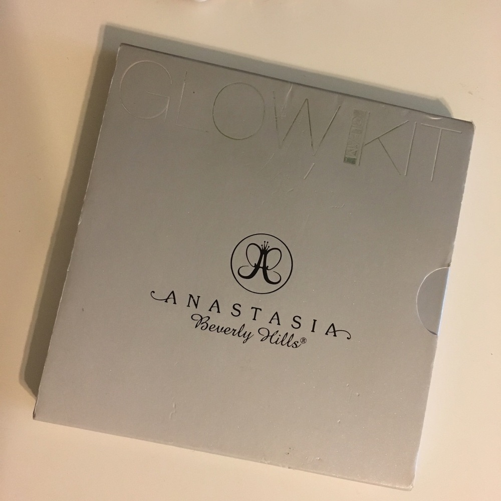 Anastasia Gleam Glow Kit