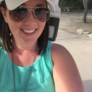 Meet your Posher, Shannon