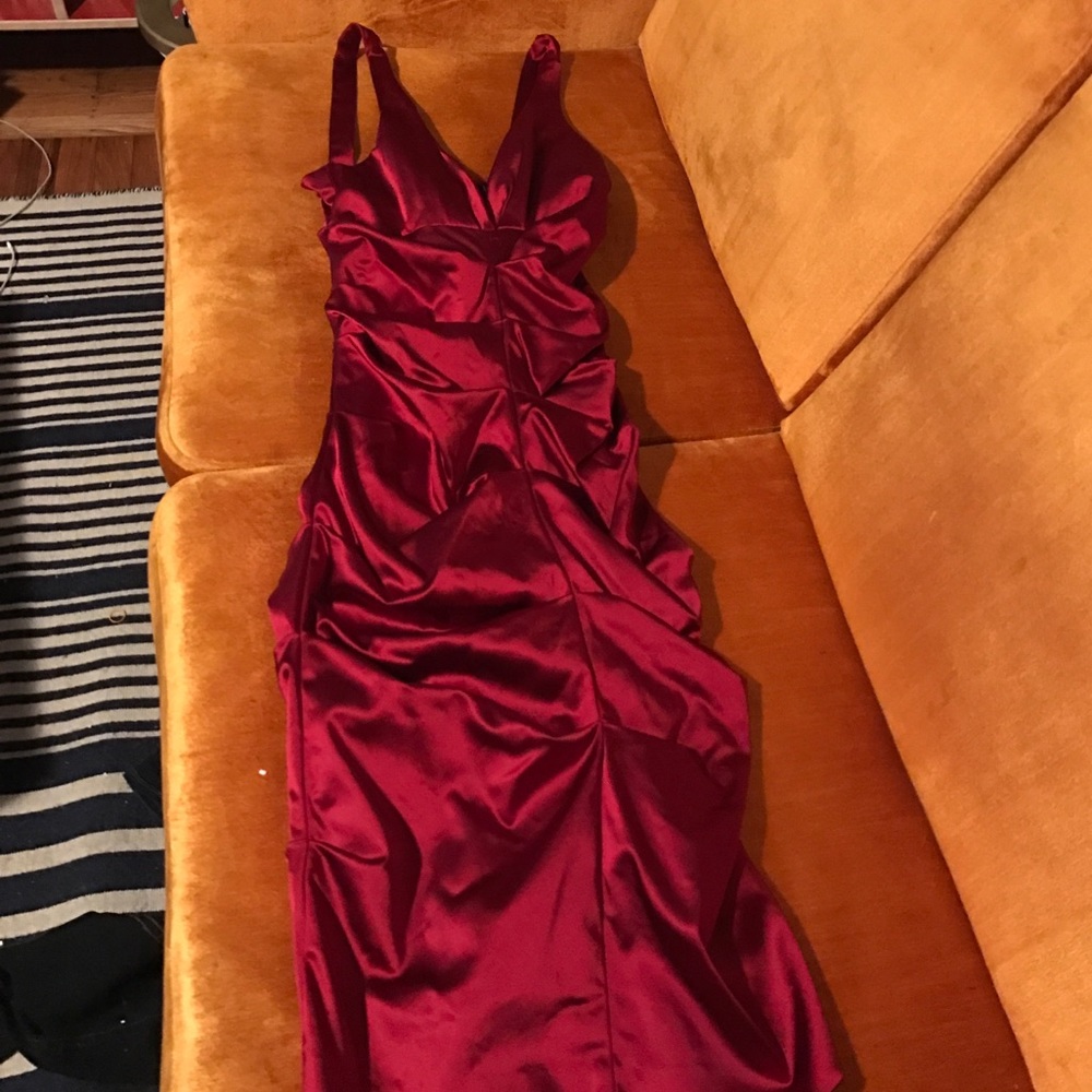 Beautiful Nicole Miller red dress!