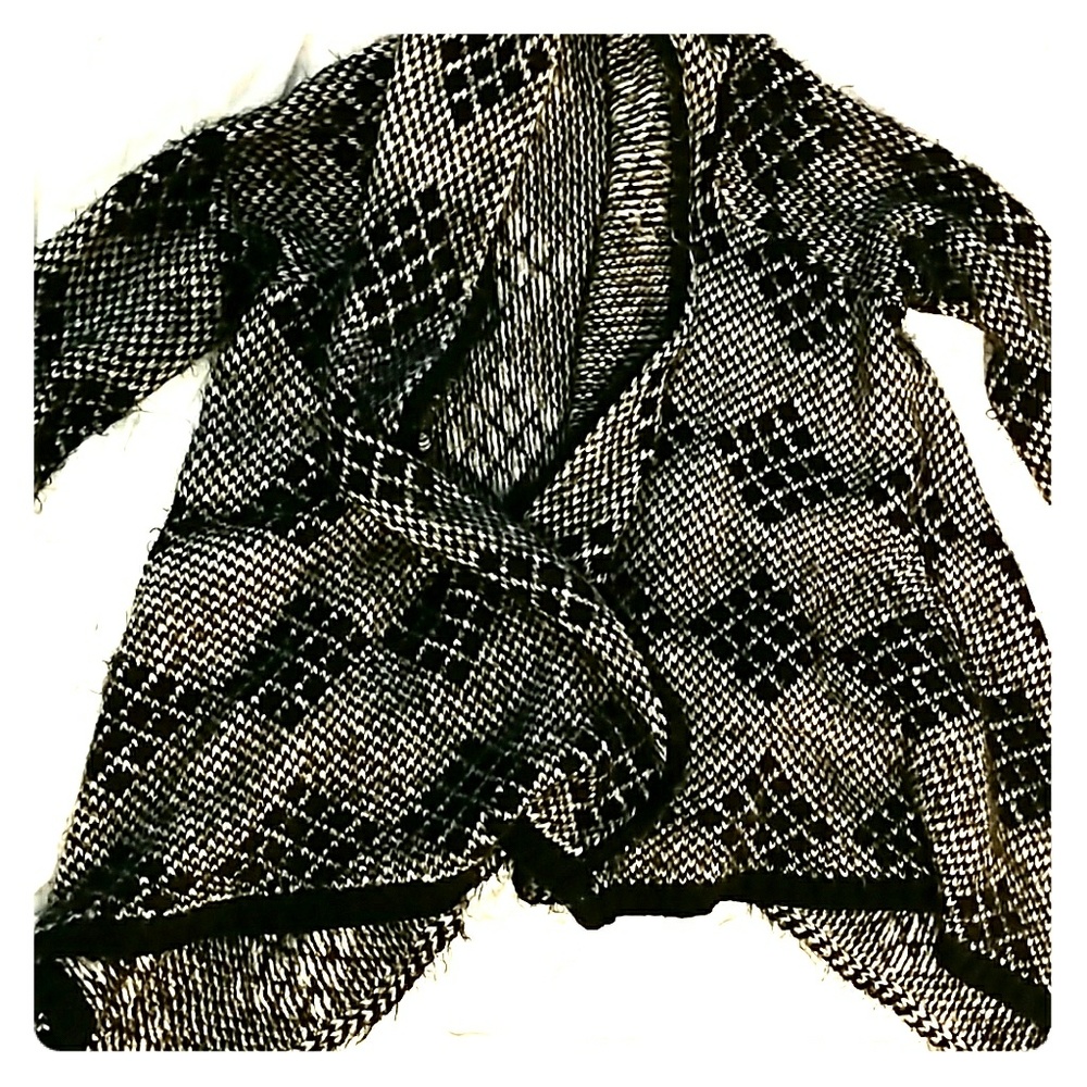 BCBG sweater