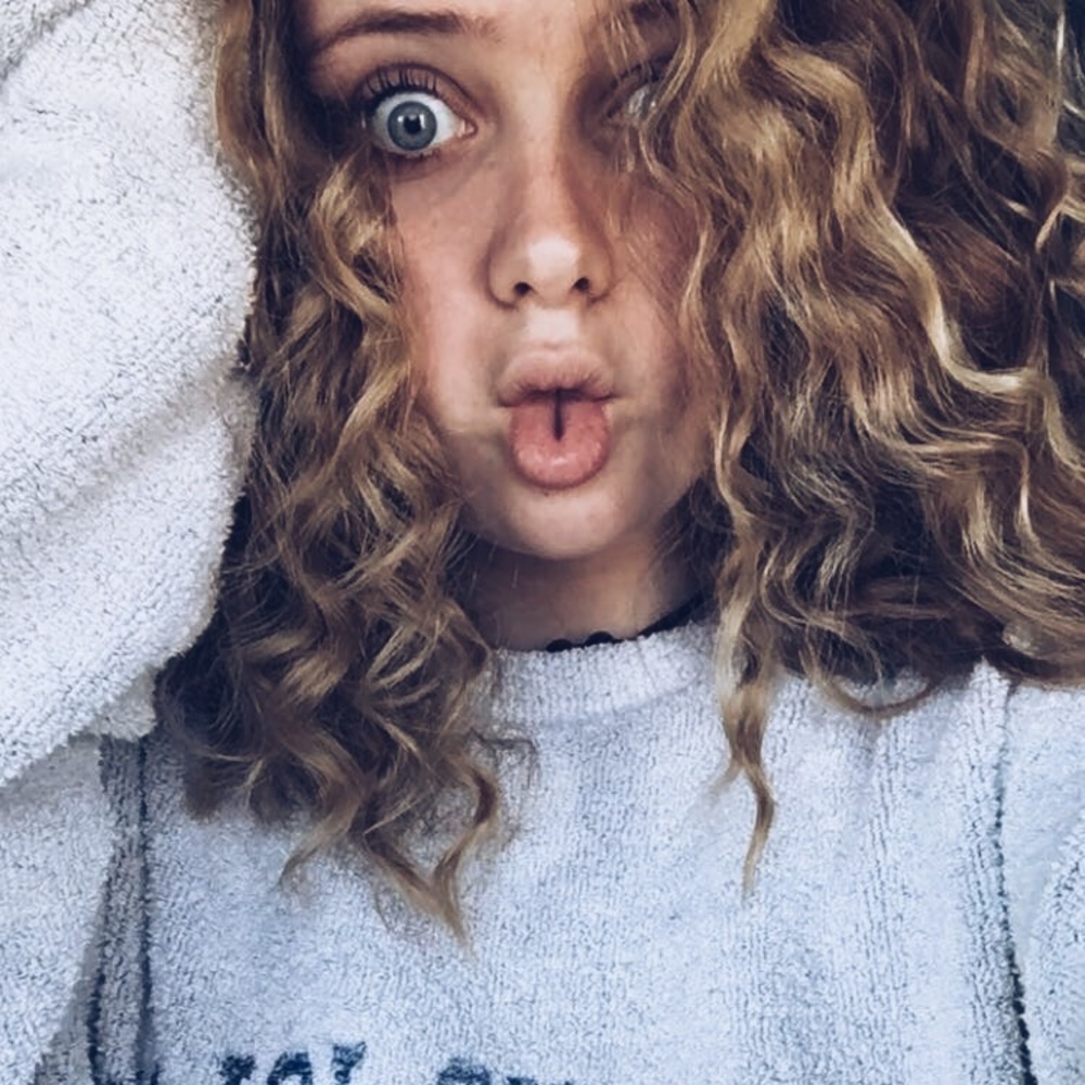 Meet your Posher, Bizzy