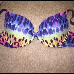 Victoria's Secret Pink push-up bra