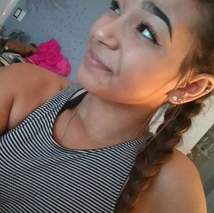 Meet your Posher, Hope