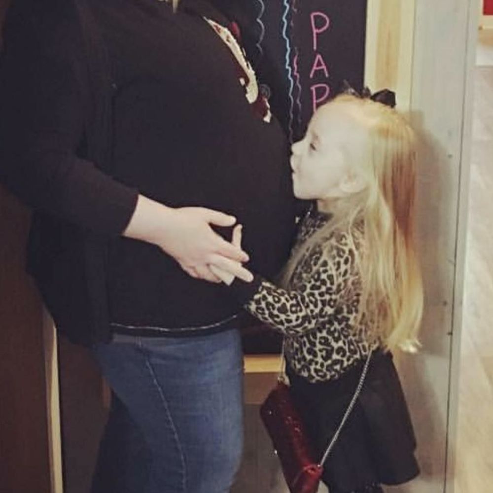 Meet your Posher, Ana