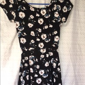 Casual floral spring dress