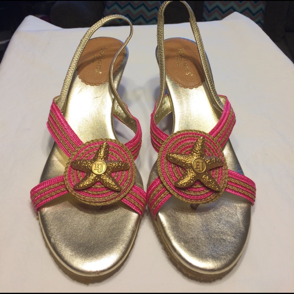 HP🌟Eric Javits does this great starfish sandal!
