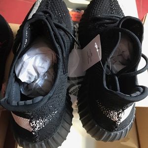 Yeezy v2 "Oreo" Yeezy v2 "Oreo"