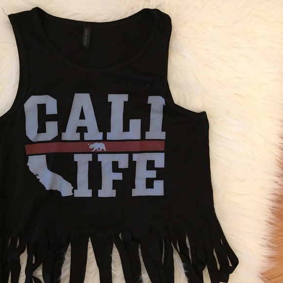 •LAST ONE• Cali Life Fringe Crop Top - Picture 6 of 6