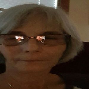 Meet your Posher, Suzanne