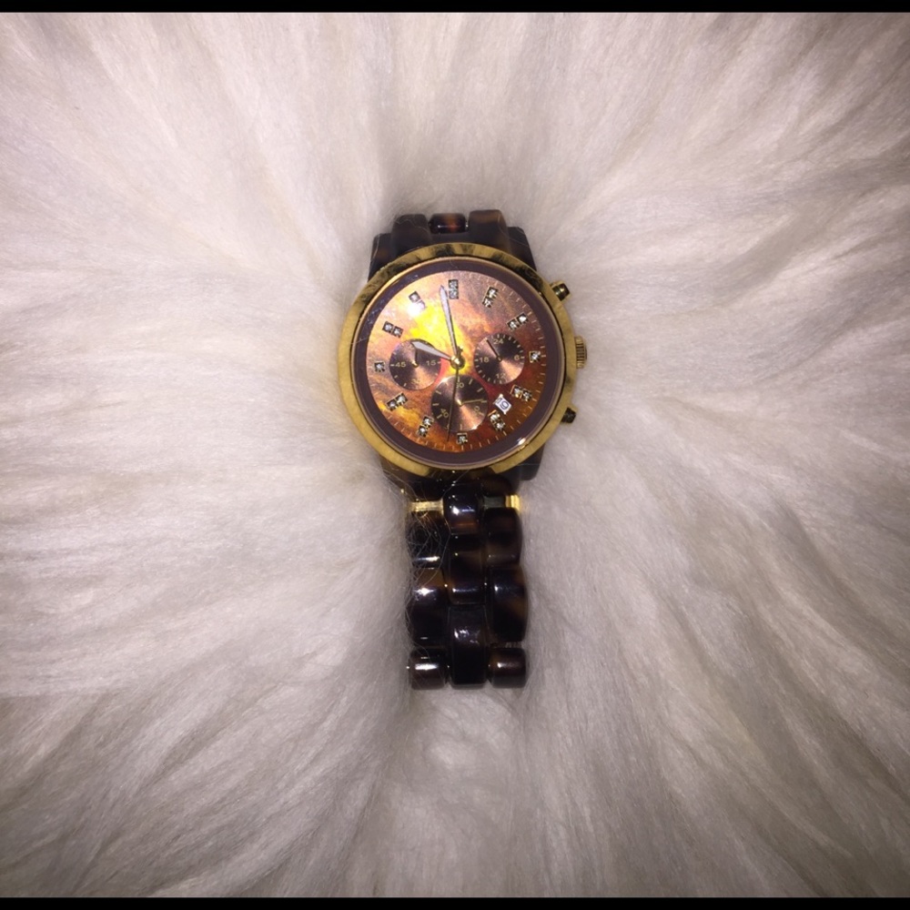 SOLD. Brown & gold authentic MK watch!