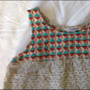 Cute Silk Tank w Geometric Patterned Yoke