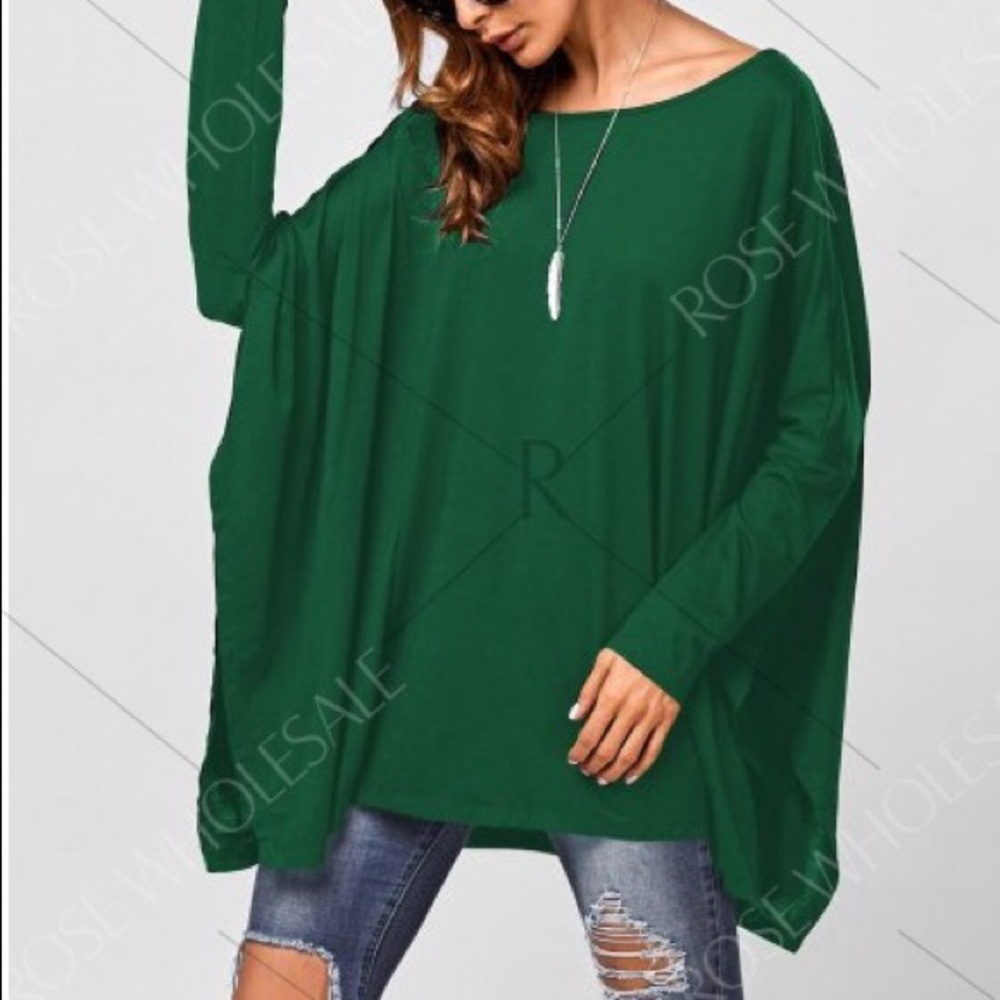 Plus size batwing sleeve top.