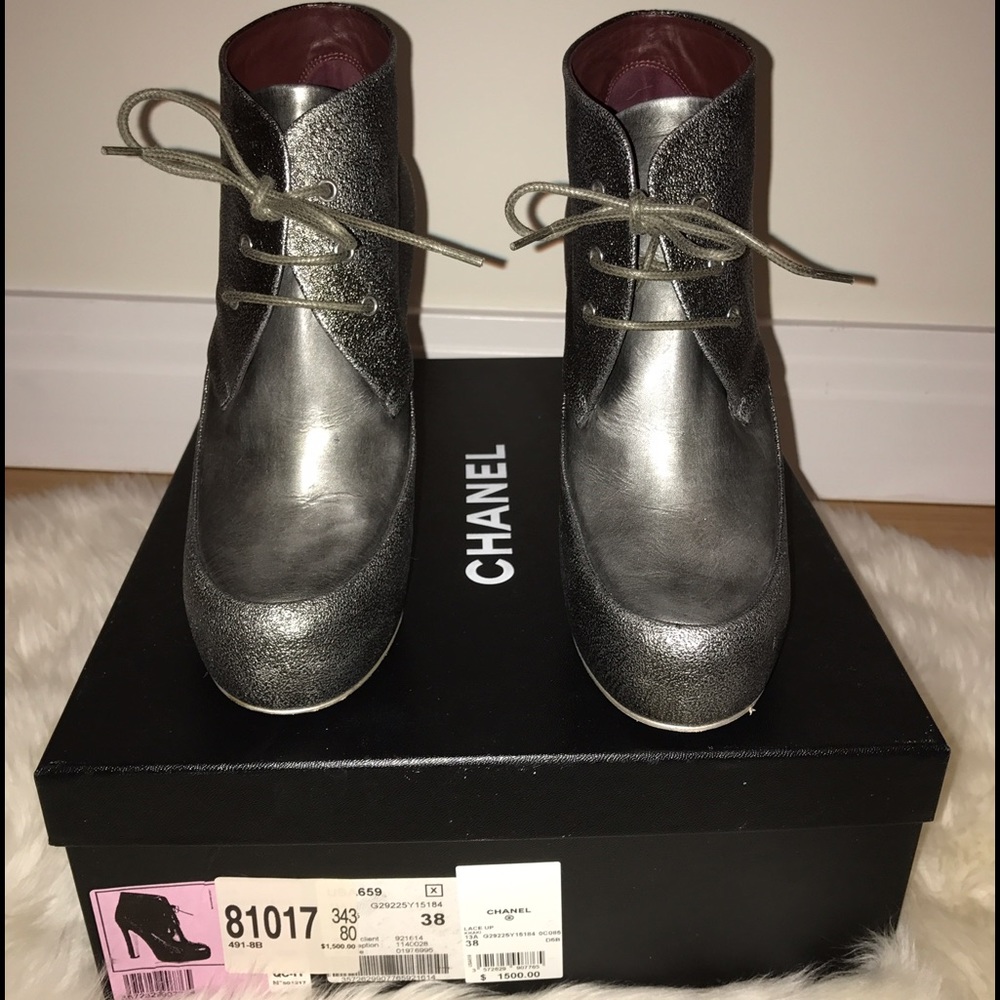 Chanel Lace up Khaki boots Size 8