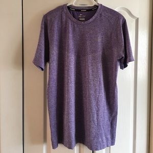 Nike Dri Fit Knit purple large short sleeve shirt